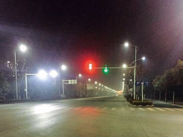 徐州閩江路125W，UST路燈效果